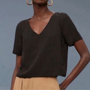 [NWOT] Aritzia Randy V-neck Blouse - Black, S